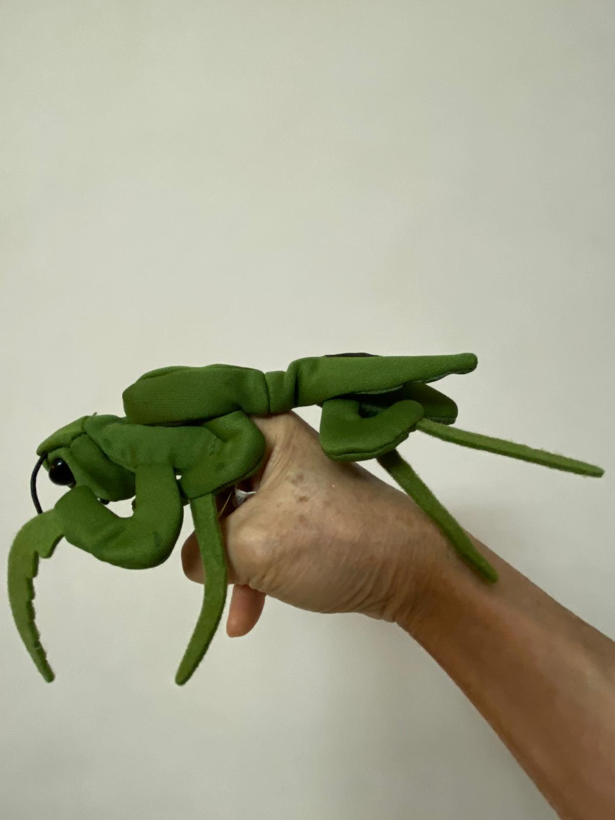 Praying mantis finger puppet deals